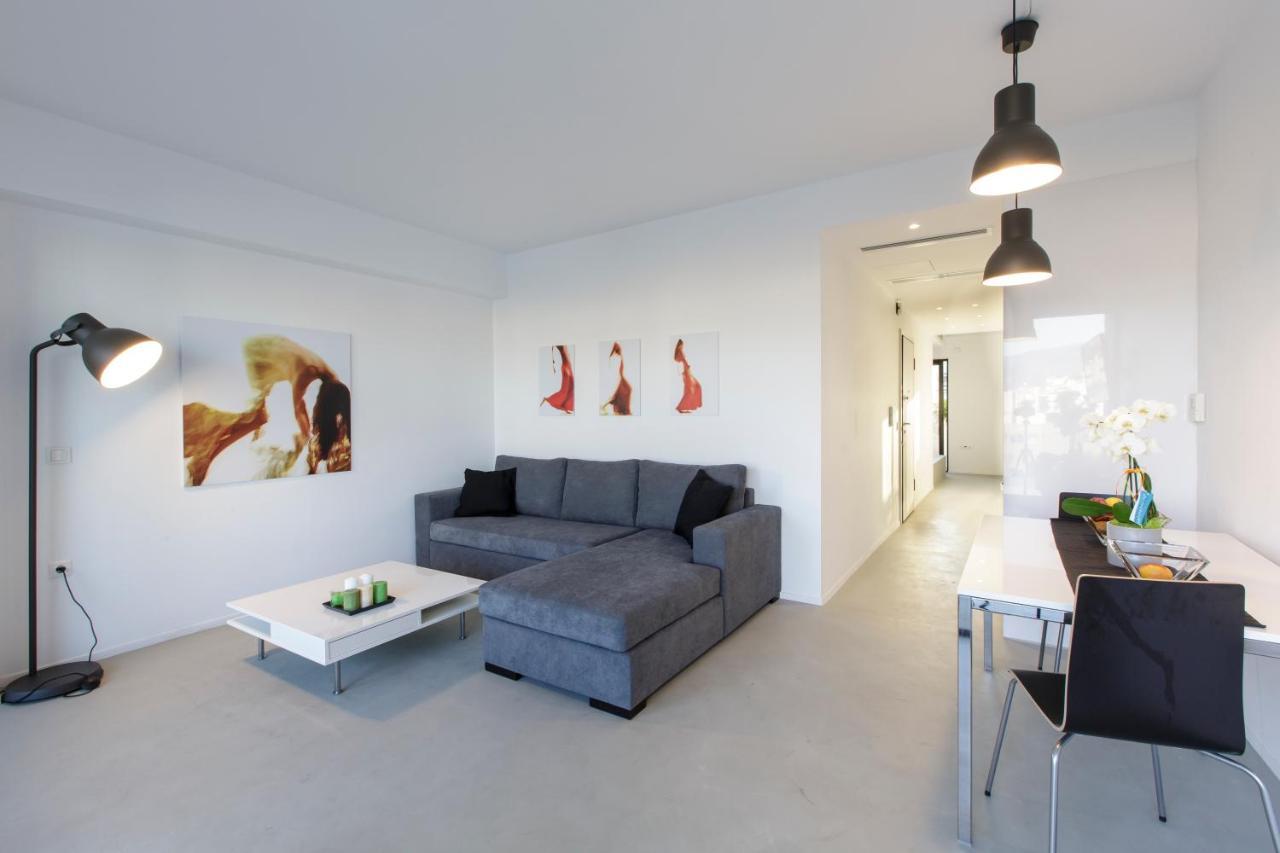Mnf Apartment Атина Екстериор снимка